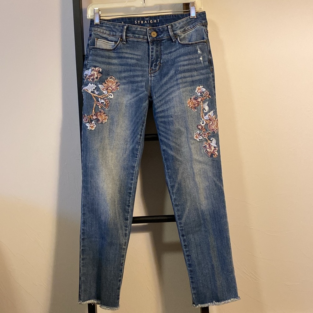 WHBM Distressed Straight Cut Ankle Denim Pant